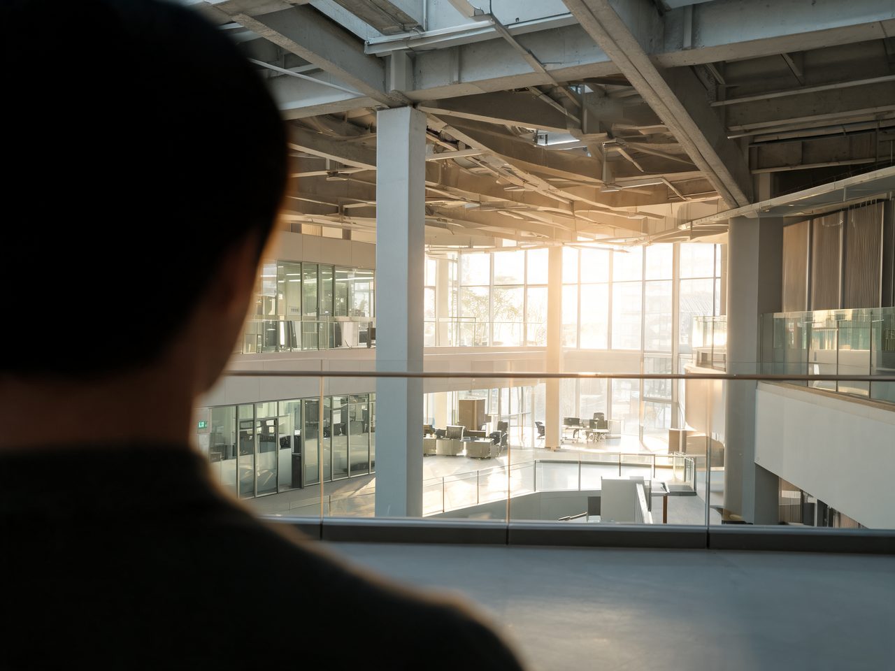L'impact du non-verbal : ce que votre posture dit avant vous — Conversationensemble Conseils à Caen